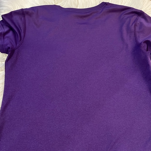 Nike Dri-Fit purple top-Like New❤️ - Picture 5 of 8